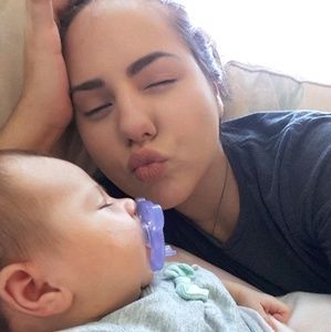 Meet your Posher, Abby